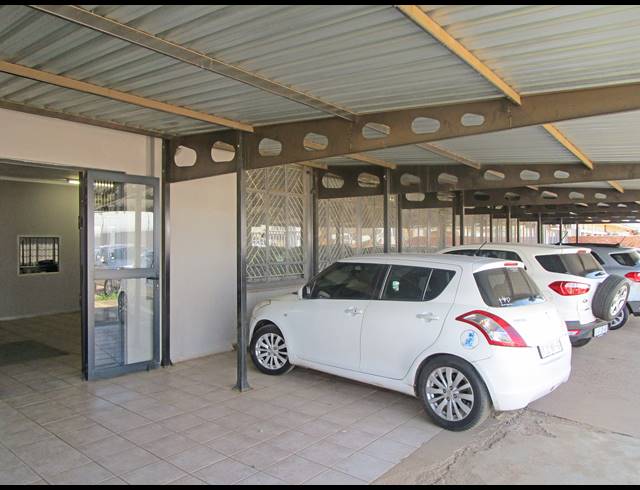 5,500M² BUILDING FOR SALE IN WALTLOO